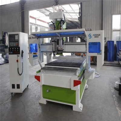 China Mdf Cnc Router CNC Wood Cutting Machine With One Boring Group One Head supplier